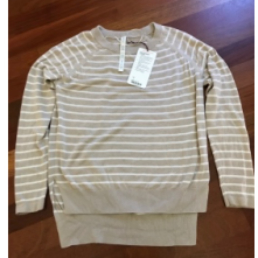 lululemon Post Savasana Pullover Size 4